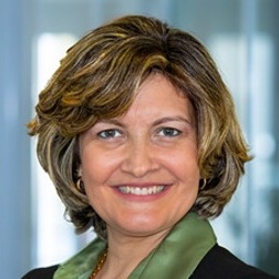 Renata_Martinsv3.jpg