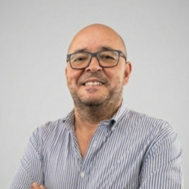 foto paulo sem fundo_site.jpg